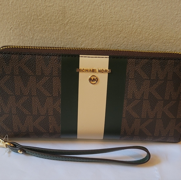 Michael kors wallet - Picture 3 of 15